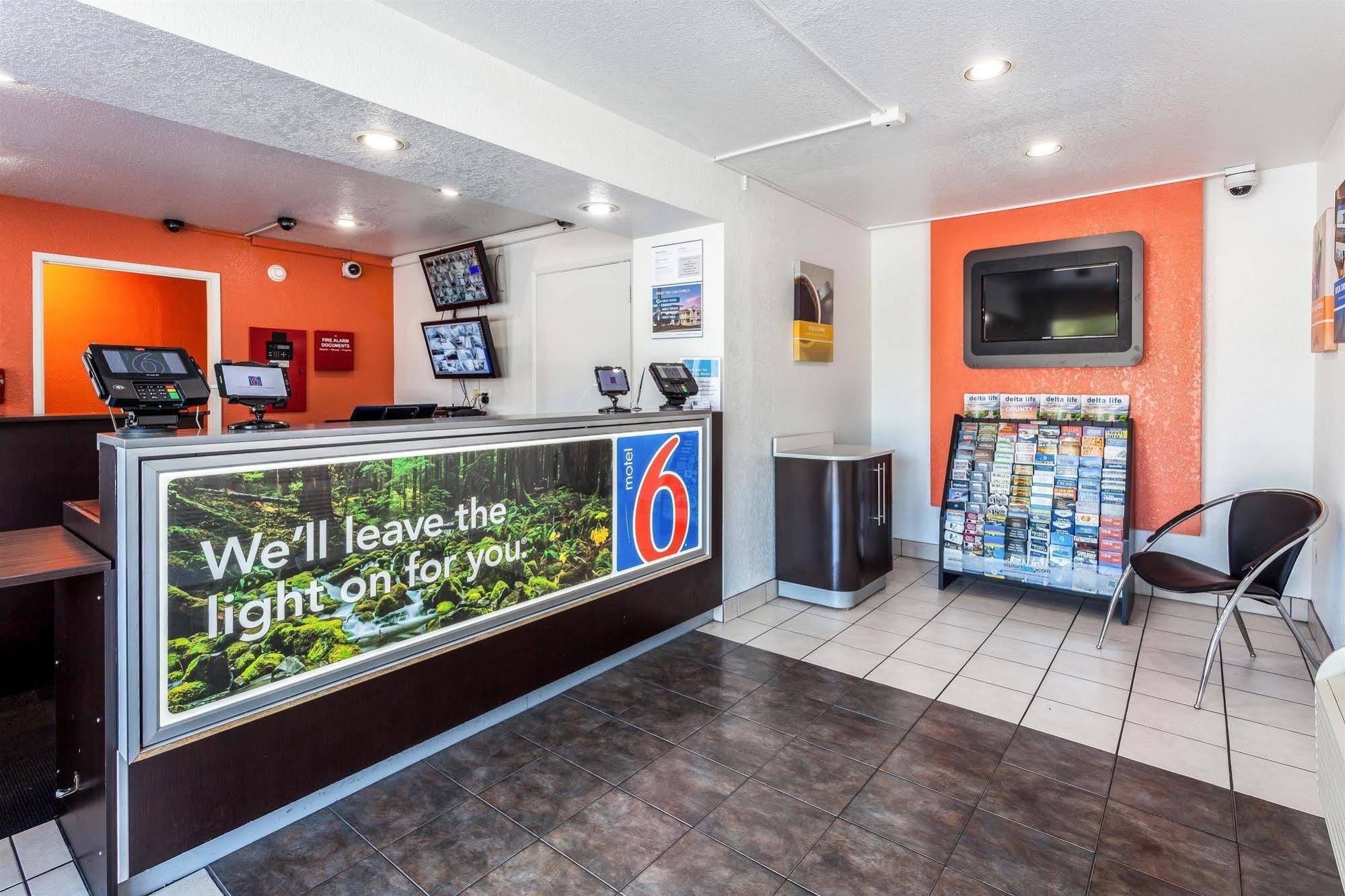 Motel 6 Sacramento, Ca - Downtown Exterior foto